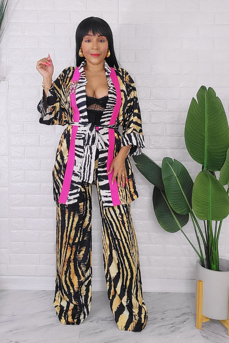 061724 Fuschia Animal Print Short Kimono & Pant Set